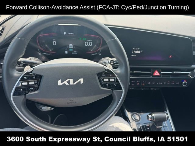 Used 2023 Kia Niro EX FWD image 17