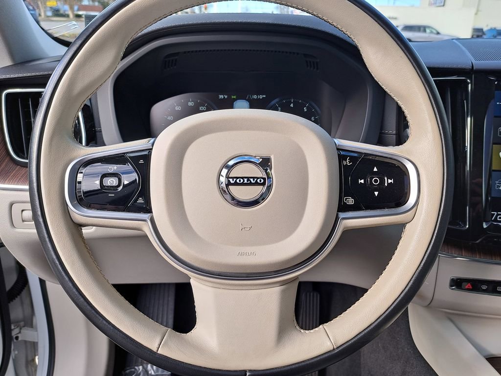 Used 2020 Volvo XC60 T5 Inscription w/ Protection Package image 7