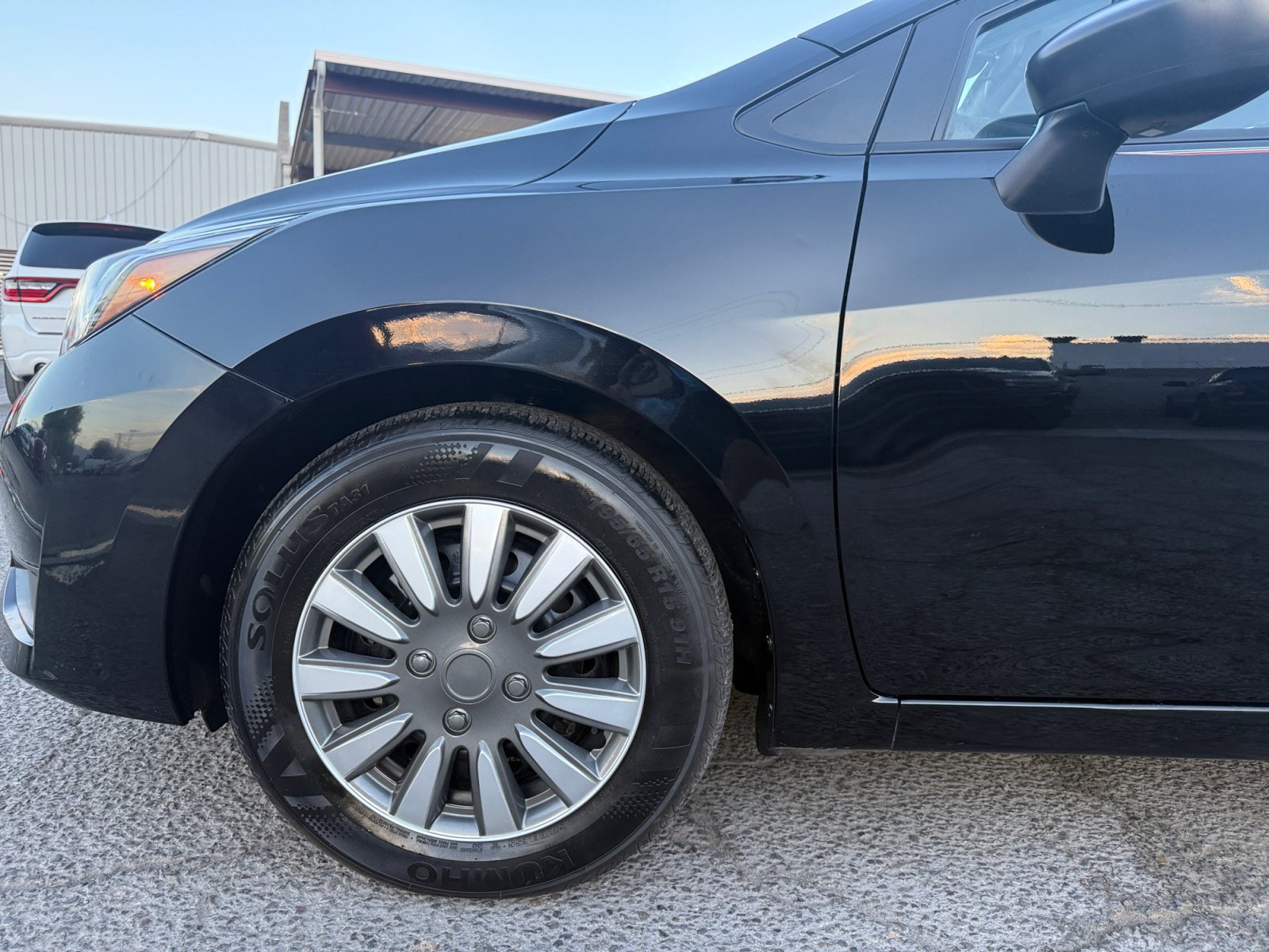Used 2025 Nissan Versa S FWD image 10