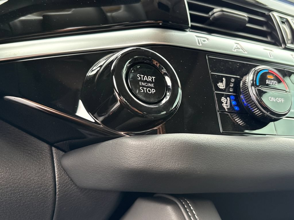 New 2026 Nissan Pathfinder Platinum FWD image 14