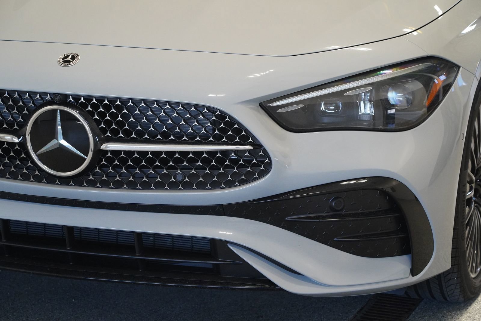 New 2026 Mercedes-Benz CLE 450 4MATIC Cabriolet image 12