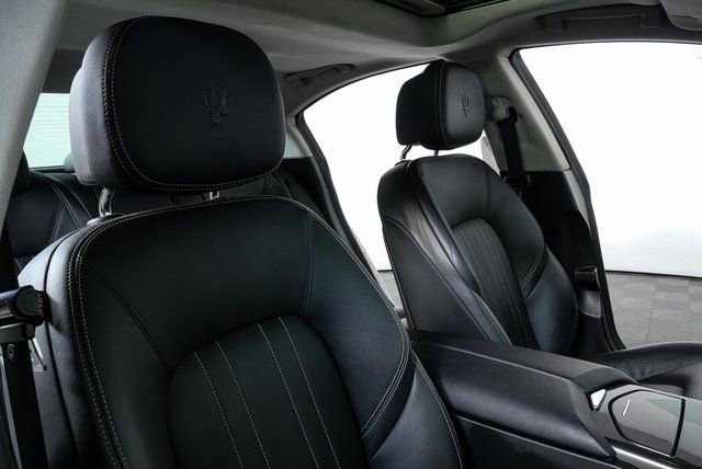 Used 2016 Maserati Ghibli image 22