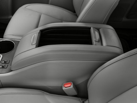 Used 2016 Toyota Highlander XLE image 18