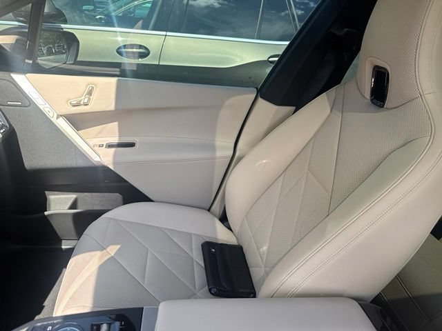 Certified 2024 BMW iX xDrive50 w/ Sport Package AWD/4WD image 30