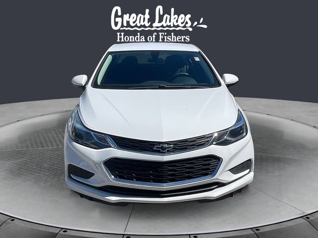 Used 2018 Chevrolet Cruze LT w/ Convenience Package FWD image 8