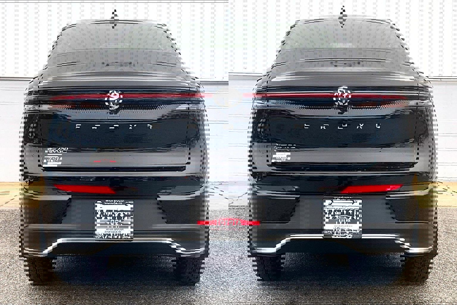 Used 2025 Toyota Crown XLE image 5