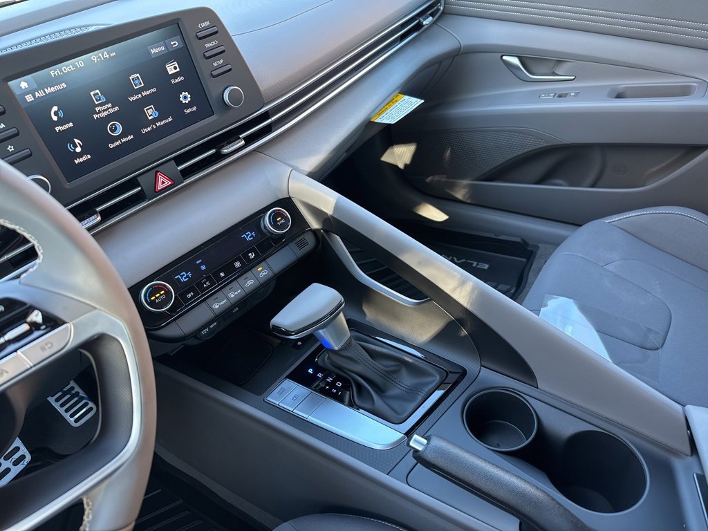 New 2025 Hyundai Elantra Sport image 27