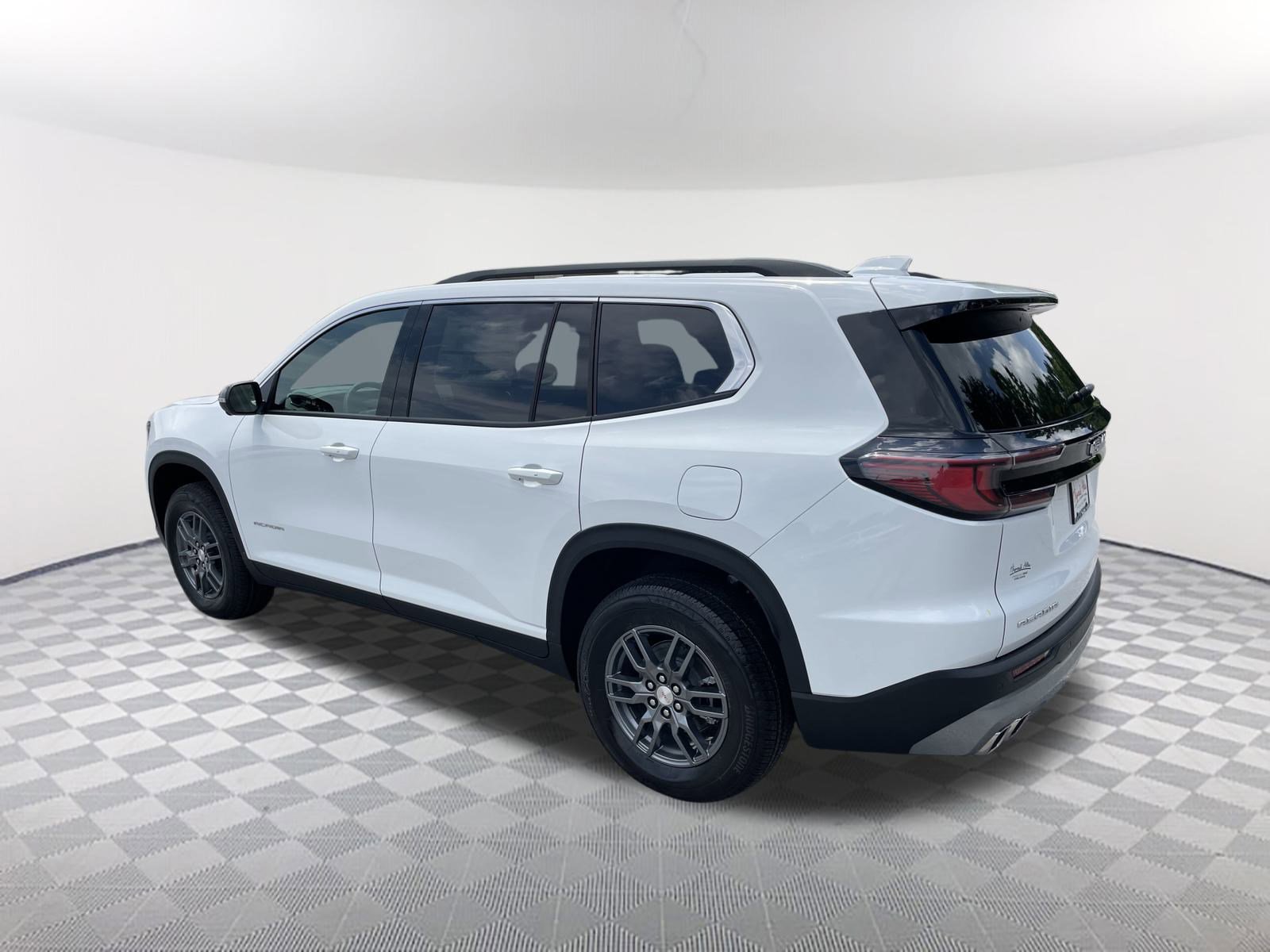 New 2025 GMC Acadia Elevation image 3