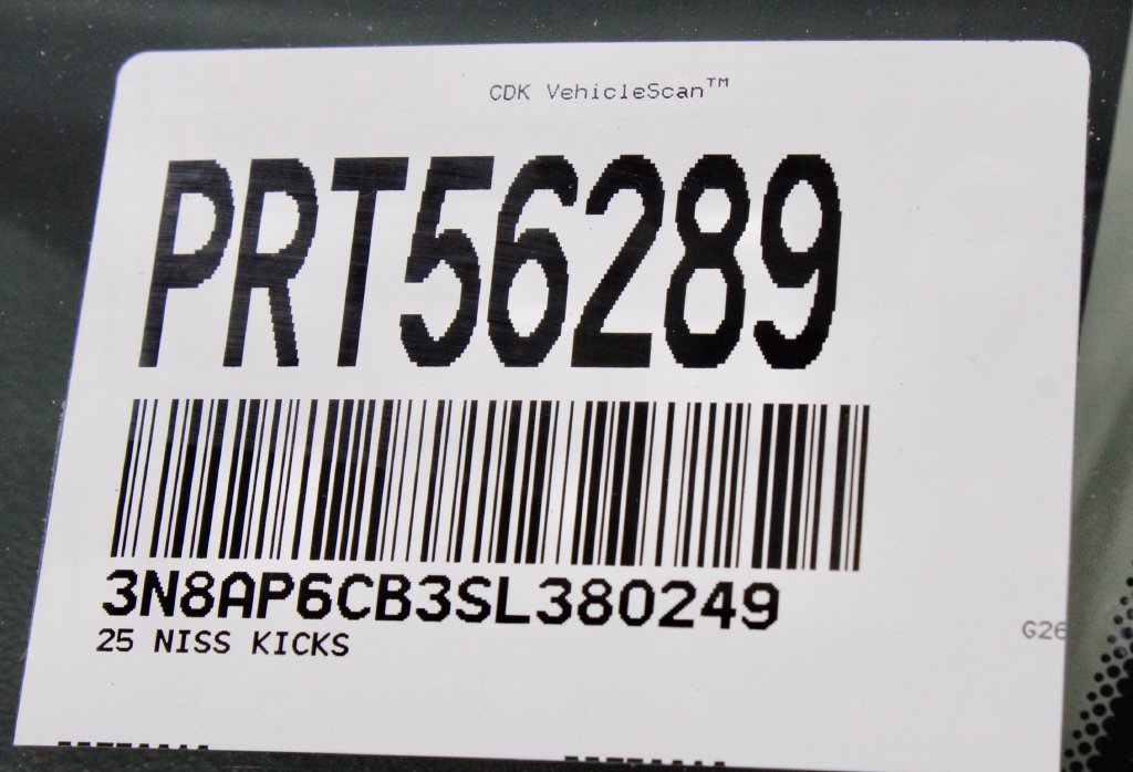 Certified 2025 Nissan Kicks SV AWD/4WD image 33
