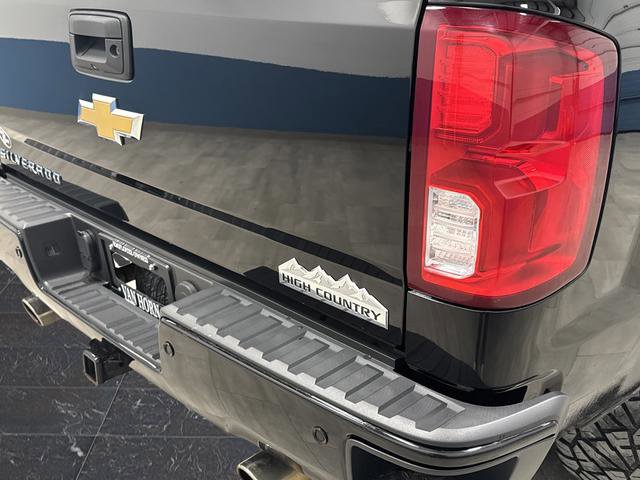 Used 2016 Chevrolet Silverado 1500 High Country w/ High Country Premium Package image 35