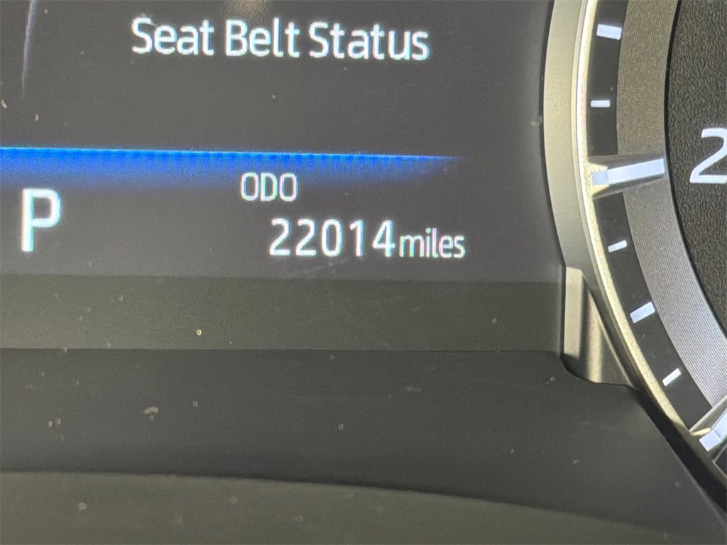 Used 2020 Toyota Highlander Limited image 30