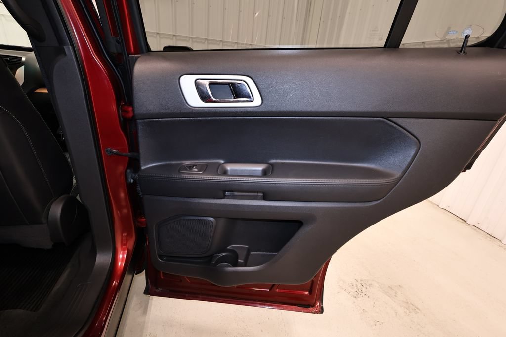 Used 2014 Ford Explorer Sport w/ Equipment Group 401A AWD/4WD image 19