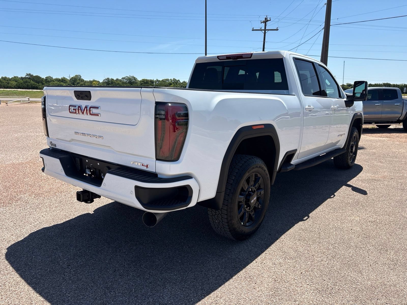 New 2026 GMC Sierra 2500 AT4 w/ AT4 Premium Plus Package AWD/4WD image 5