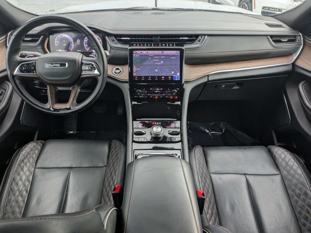 Certified 2025 Jeep Grand Cherokee Summit w/ Obsidian Package AWD/4WD image 15