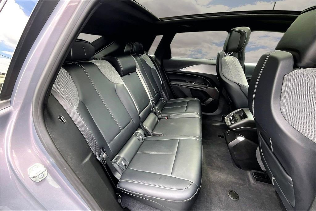 Certified 2024 Cadillac Lyriq Tech w/ LPO, Floor Liner Package AWD/4WD image 25
