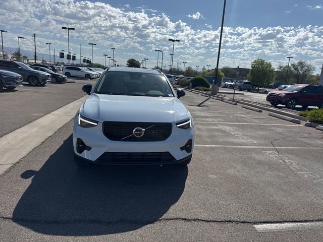 New 2026 Volvo XC40 B5 Plus w/ Protection Package Premier AWD/4WD image 2