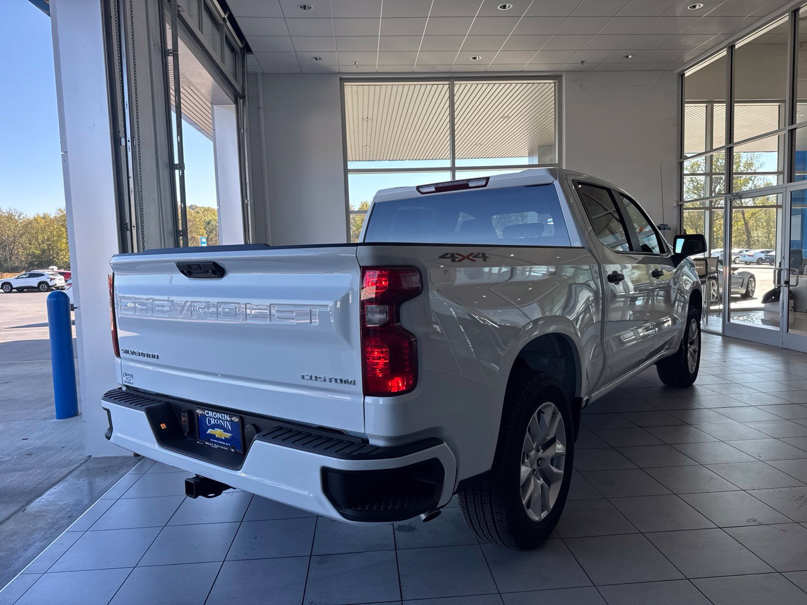 New 2026 Chevrolet Silverado 1500 Custom AWD/4WD image 4