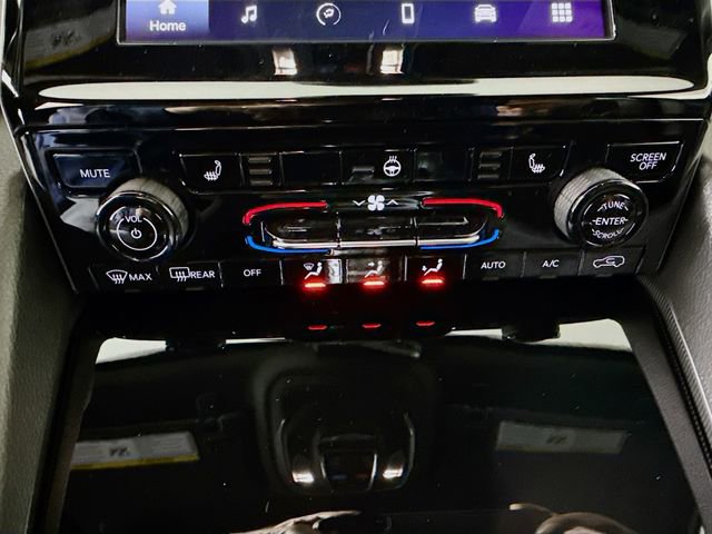 New 2025 Jeep Grand Cherokee L Altitude image 15
