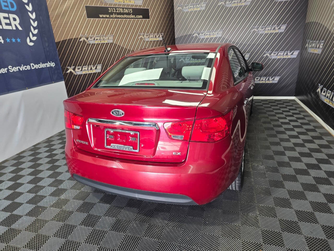 Used 2012 Kia Forte EX w/ Tech Pkg image 12