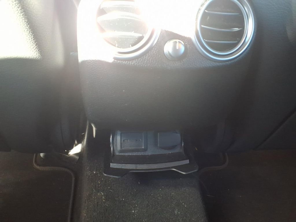 Used 2022 Mercedes-Benz GLC 300 4MATIC image 7