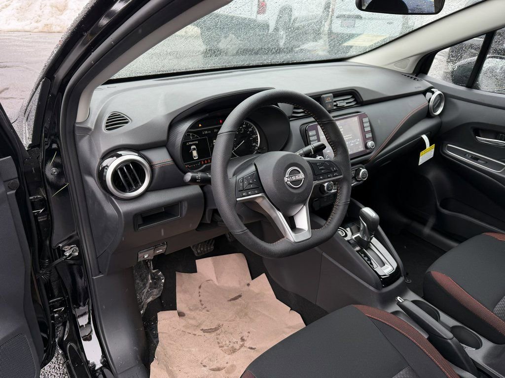 New 2025 Nissan Versa SR image 22