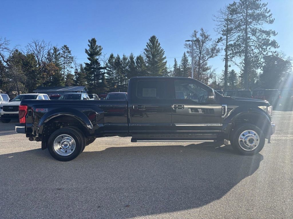 Used 2021 Ford F450 Lariat w/ Lariat Ultimate Package image 2