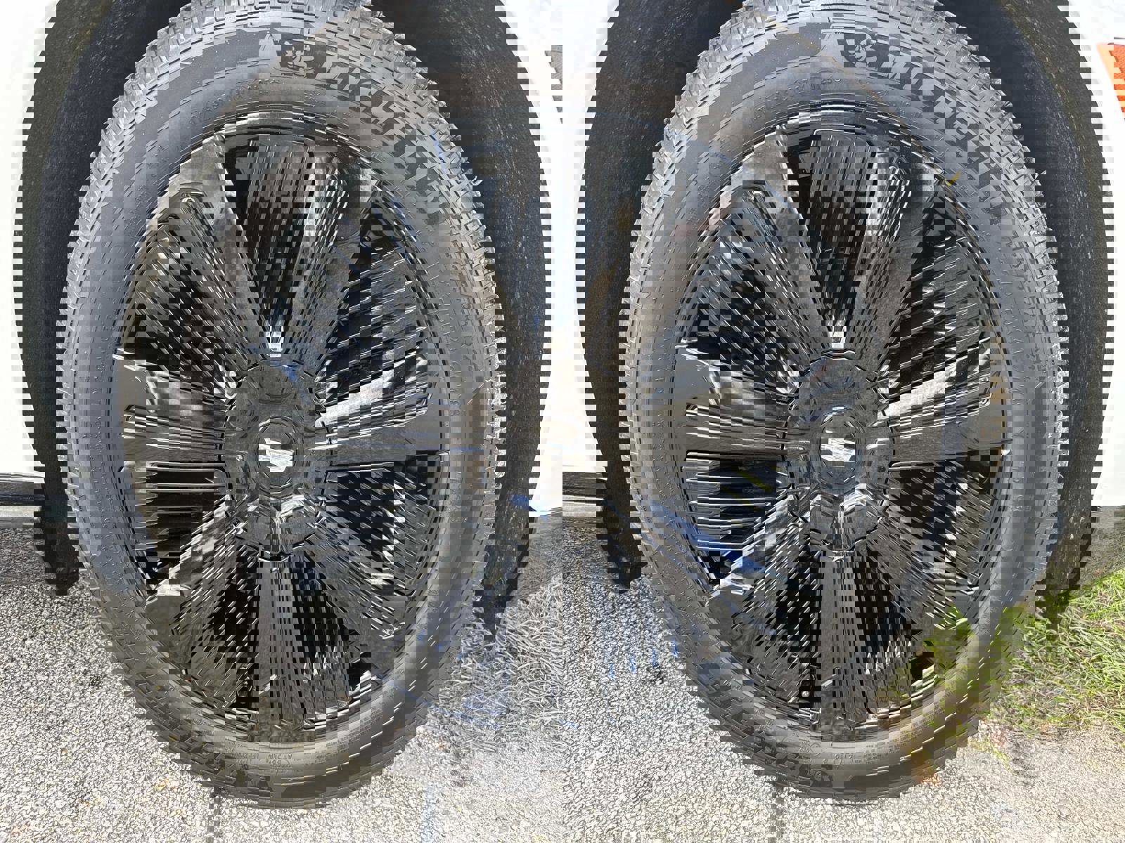 New 2025 Cadillac Escalade IQ Luxury 1 image 4