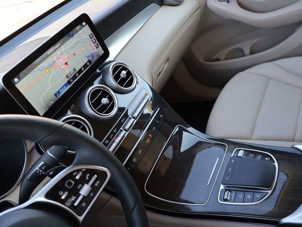 Used 2020 Mercedes-Benz GLC 300 4MATIC Coupe image 22