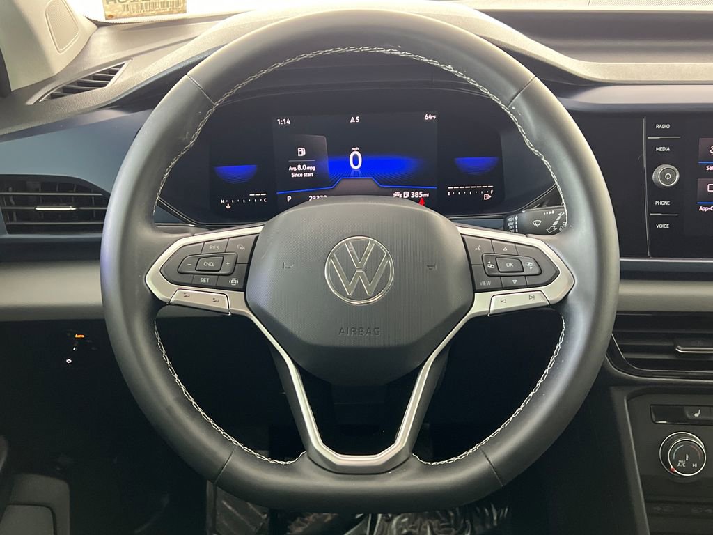 Used 2022 Volkswagen Taos SE image 16