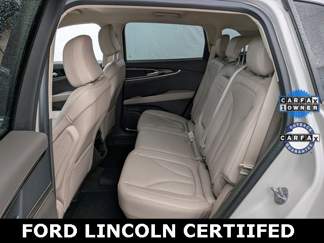 Certified 2022 Lincoln Nautilus AWD w/ Premium Package image 17