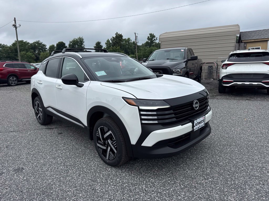 New 2026 Nissan Kicks SV w/ Cold Weather Package FWD image 2