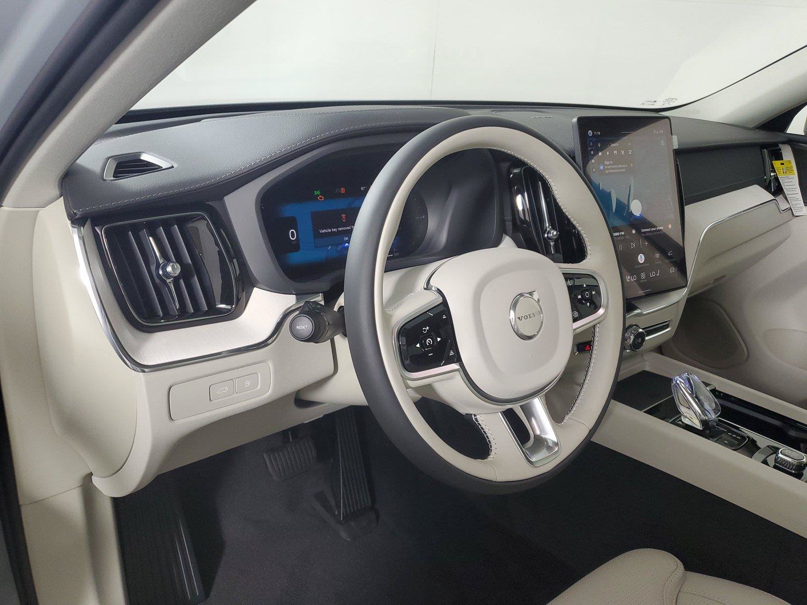 New 2026 Volvo XC60 T8 Ultra w/ Protection Package Premier AWD/4WD image 23
