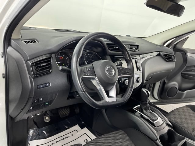 Used 2021 Nissan Rogue Sport SV FWD image 21