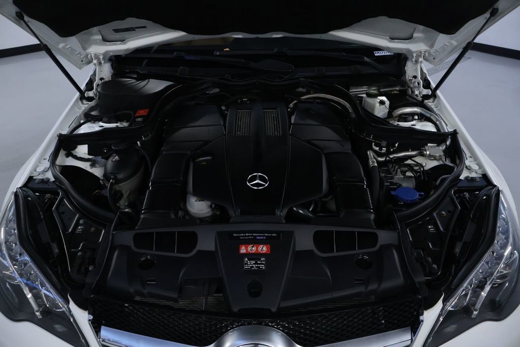 Used 2017 Mercedes-Benz E 400 4MATIC Coupe image 43