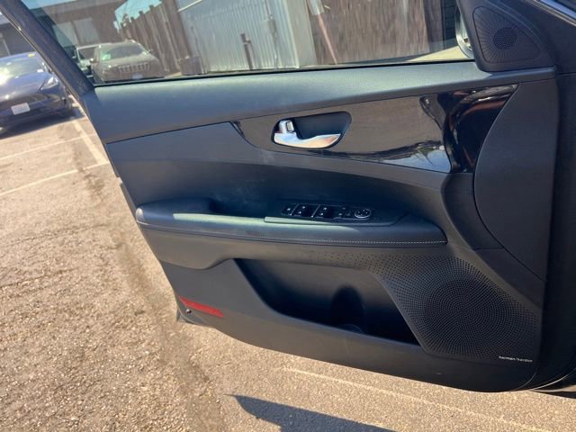 Certified 2022 Kia Forte GT-Line w/ GT-Line Premium Package FWD image 17