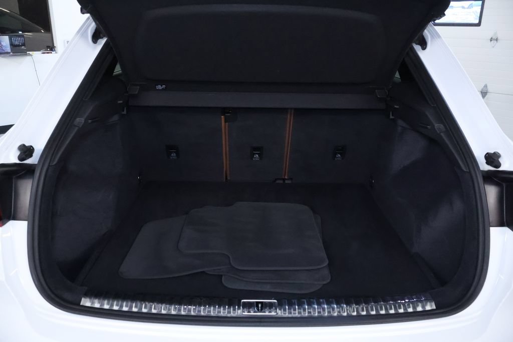 Used 2024 Audi Q3 2.0T Premium AWD/4WD image 17