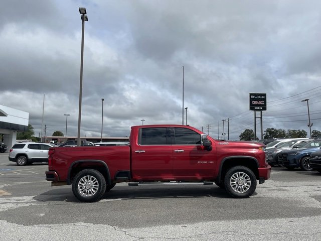 Used 2022 Chevrolet Silverado 2500 High Country w/ Z71 Off-Road Package image 9