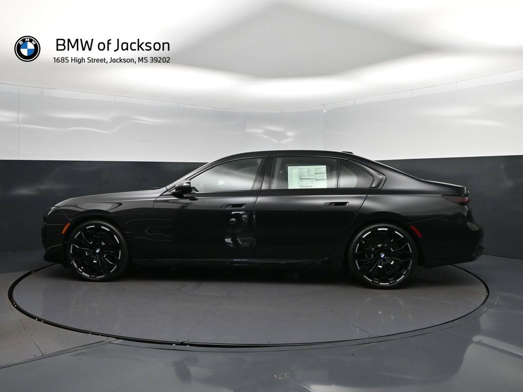 New 2026 BMW 760i xDrive w/ Executive Package AWD/4WD image 4