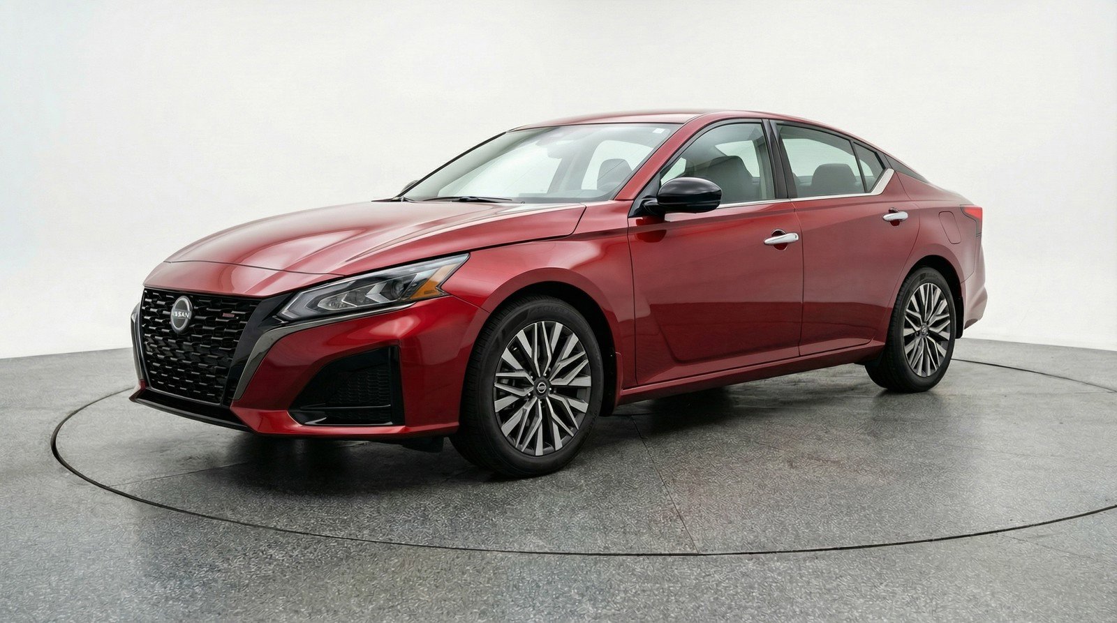 Used 2025 Nissan Altima 2.5 SV image 3