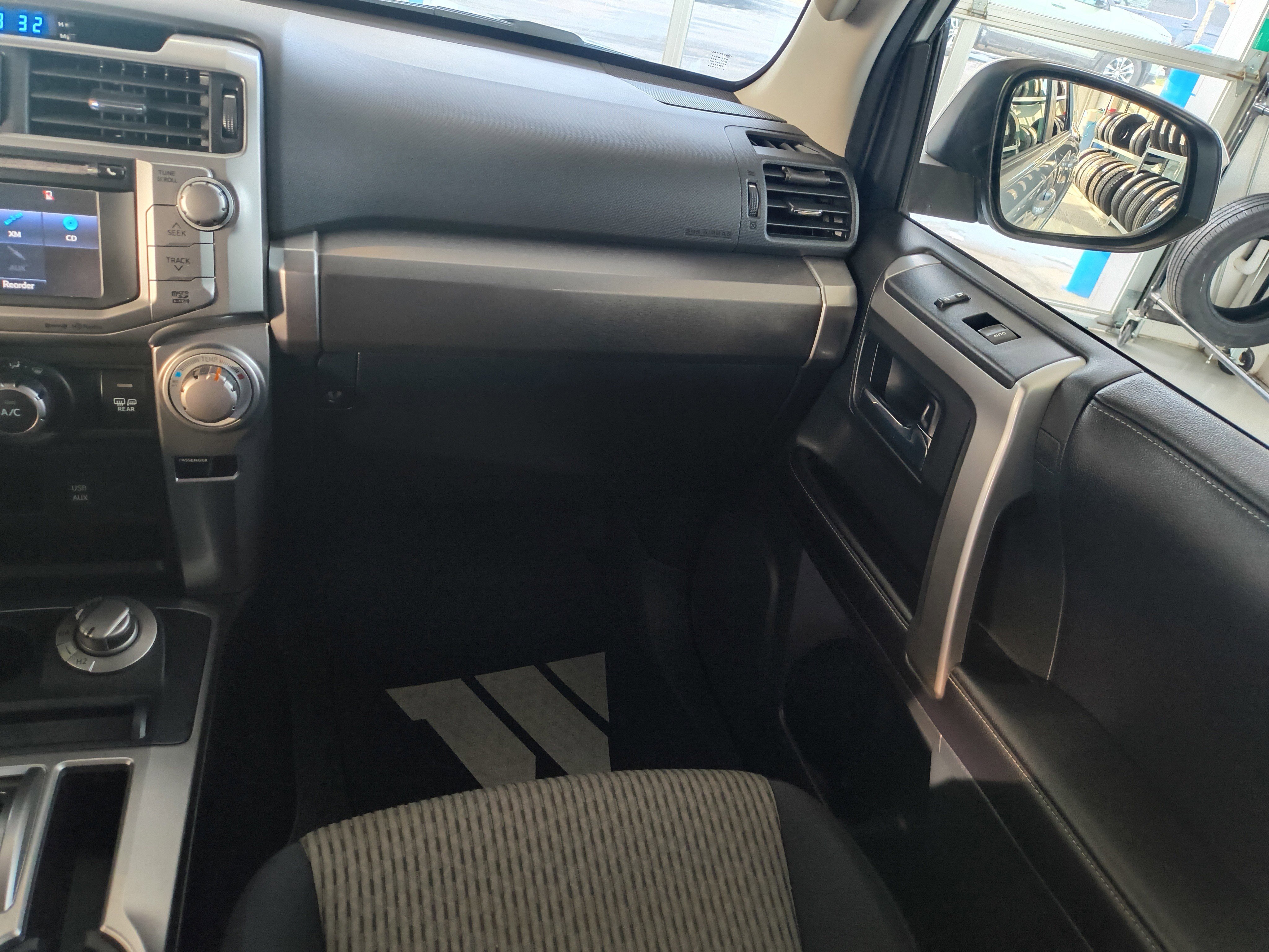 Used 2016 Toyota 4Runner SR5 image 18