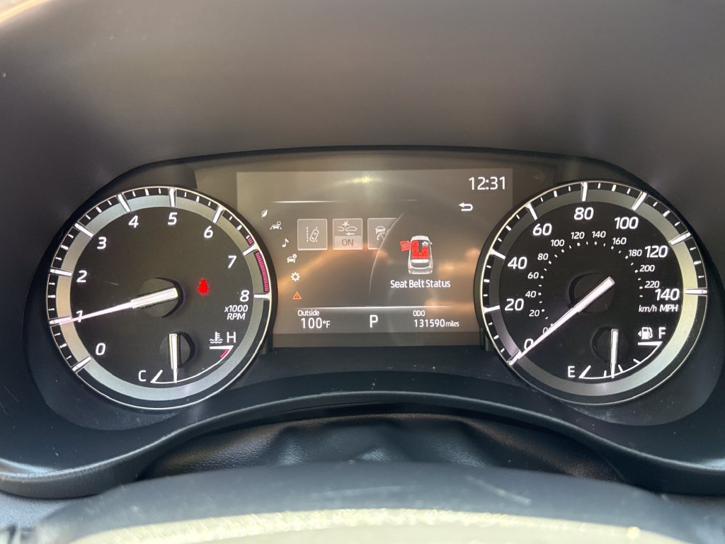Used 2021 Toyota Highlander XLE AWD/4WD image 21