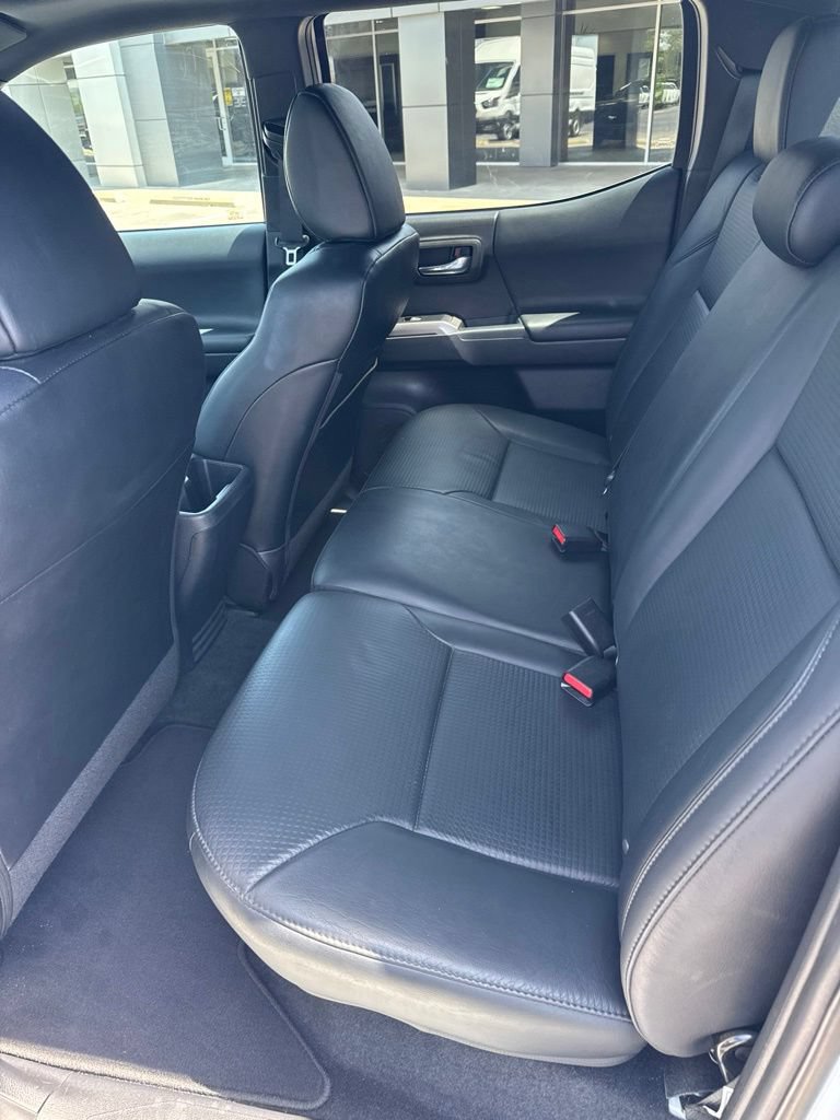 Used 2019 Toyota Tacoma Limited AWD/4WD image 13