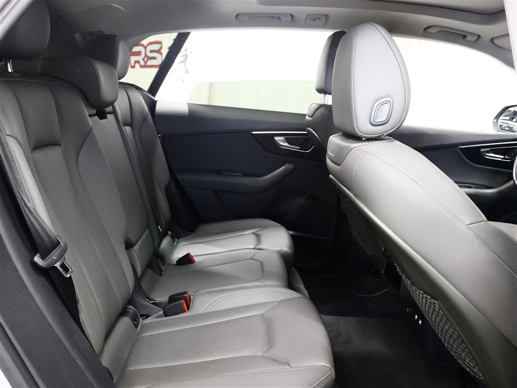 Used 2019 Audi Q8 Premium Plus w/ Premium Plus image 21