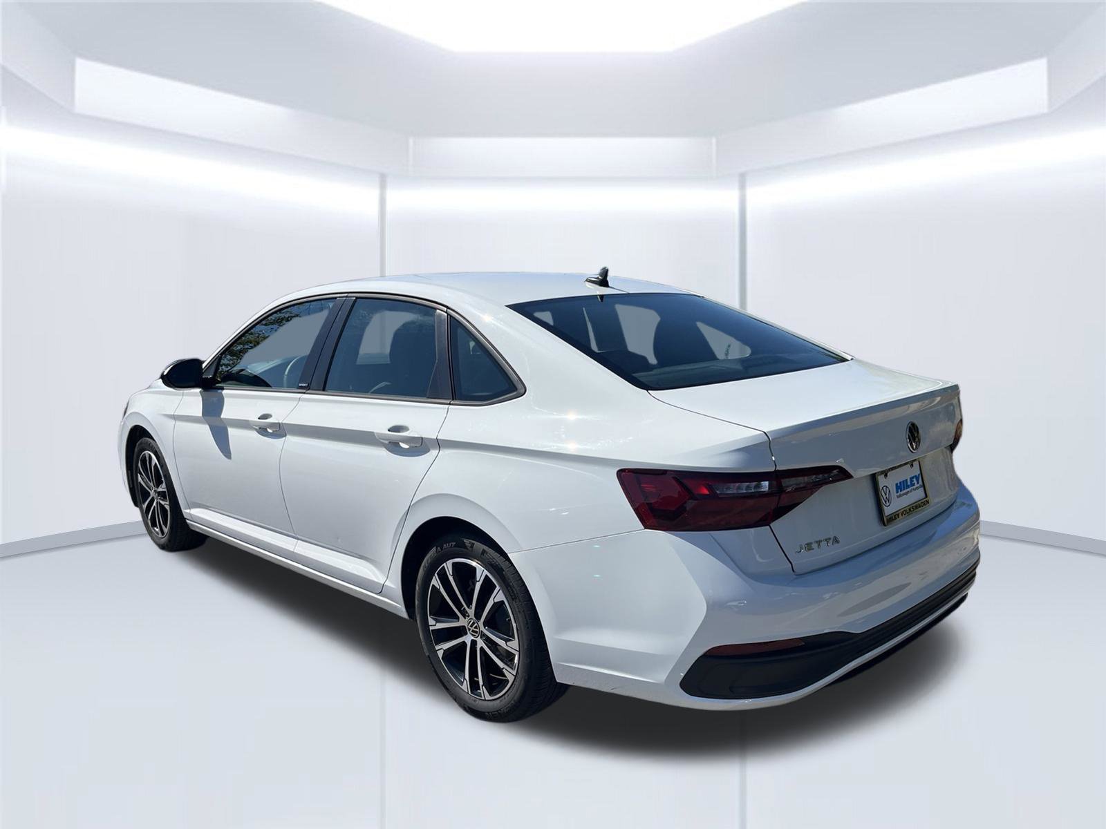 Certified 2023 Volkswagen Jetta Sport FWD image 8