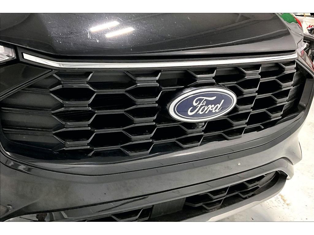 Used 2023 Ford Escape ST-Line Select w/ Tech Pack #2 image 31