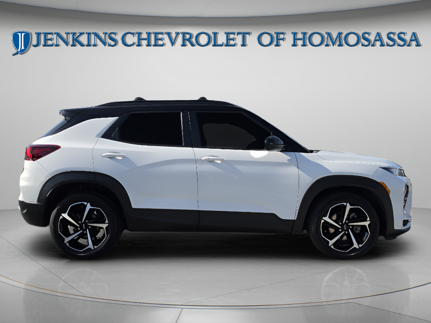 Used 2023 Chevrolet TrailBlazer RS w/ Convenience Package FWD image 3