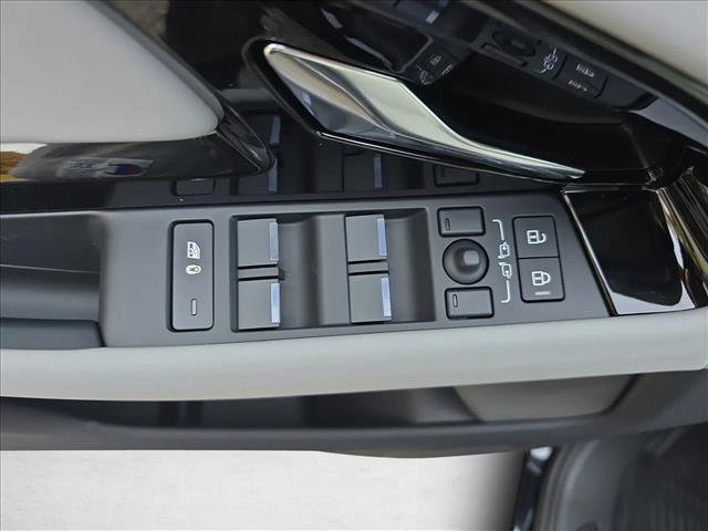 New 2026 Land Rover Range Rover Evoque S image 27