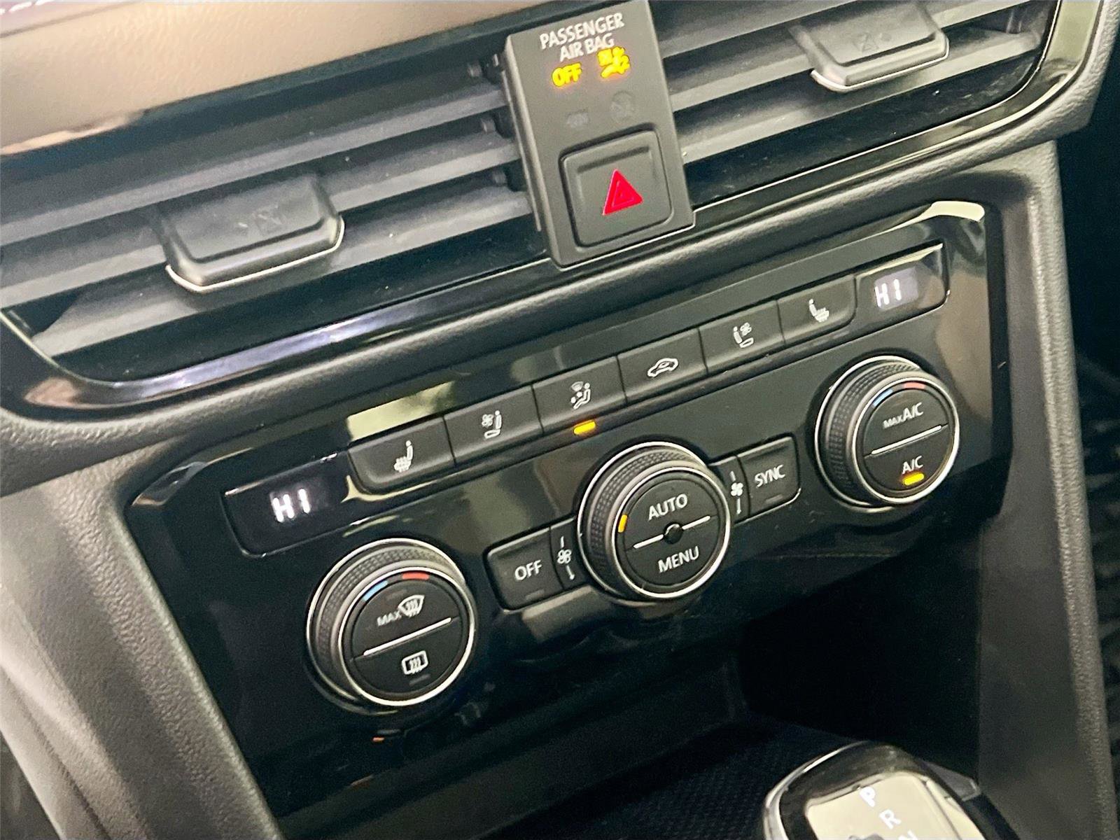 Used 2024 Volkswagen Taos SEL image 14