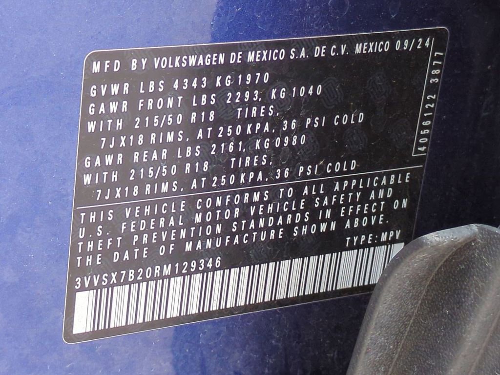 Used 2024 Volkswagen Taos SE image 31