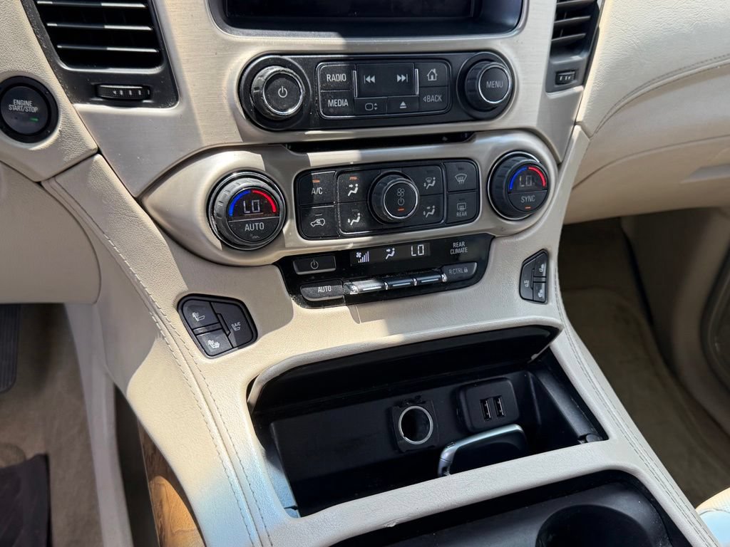 Used 2015 GMC Yukon XL Denali w/ Premium Package AWD/4WD image 25